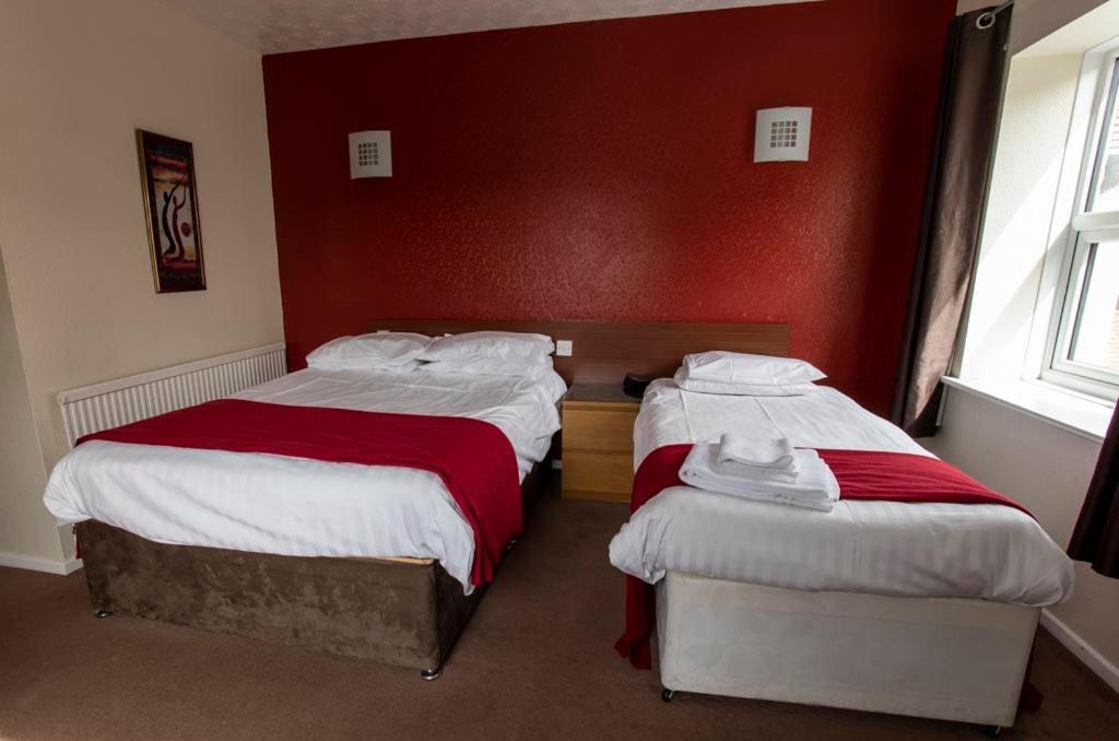 The Oakland Hotel Woodham Ferrers Exterior photo